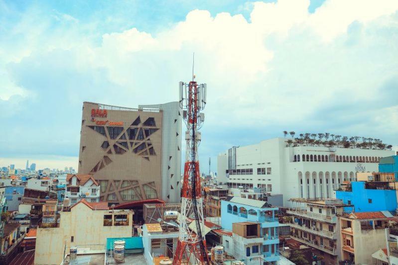 Phuong Linh Hotel Bandar Ho Chi Minh Luaran gambar